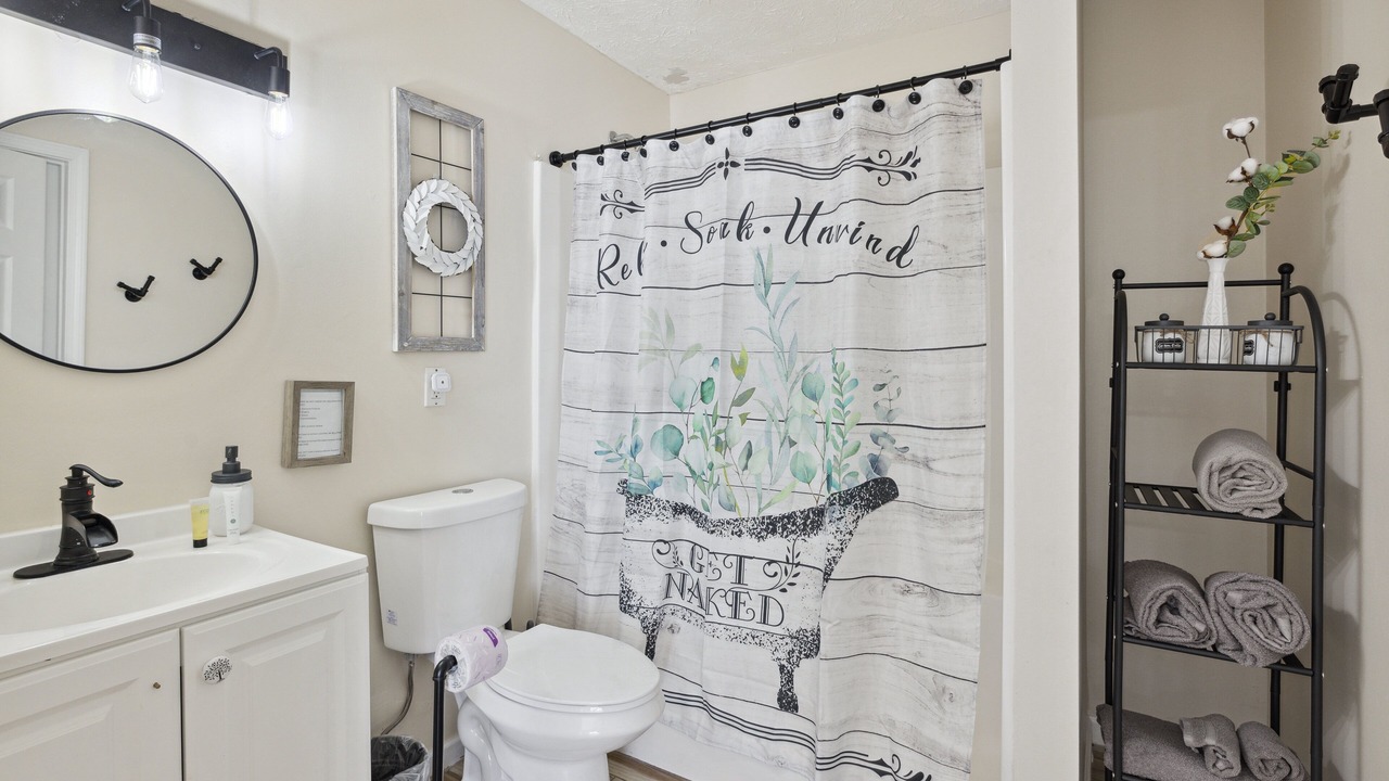 Photo of Bathroom in Kodak