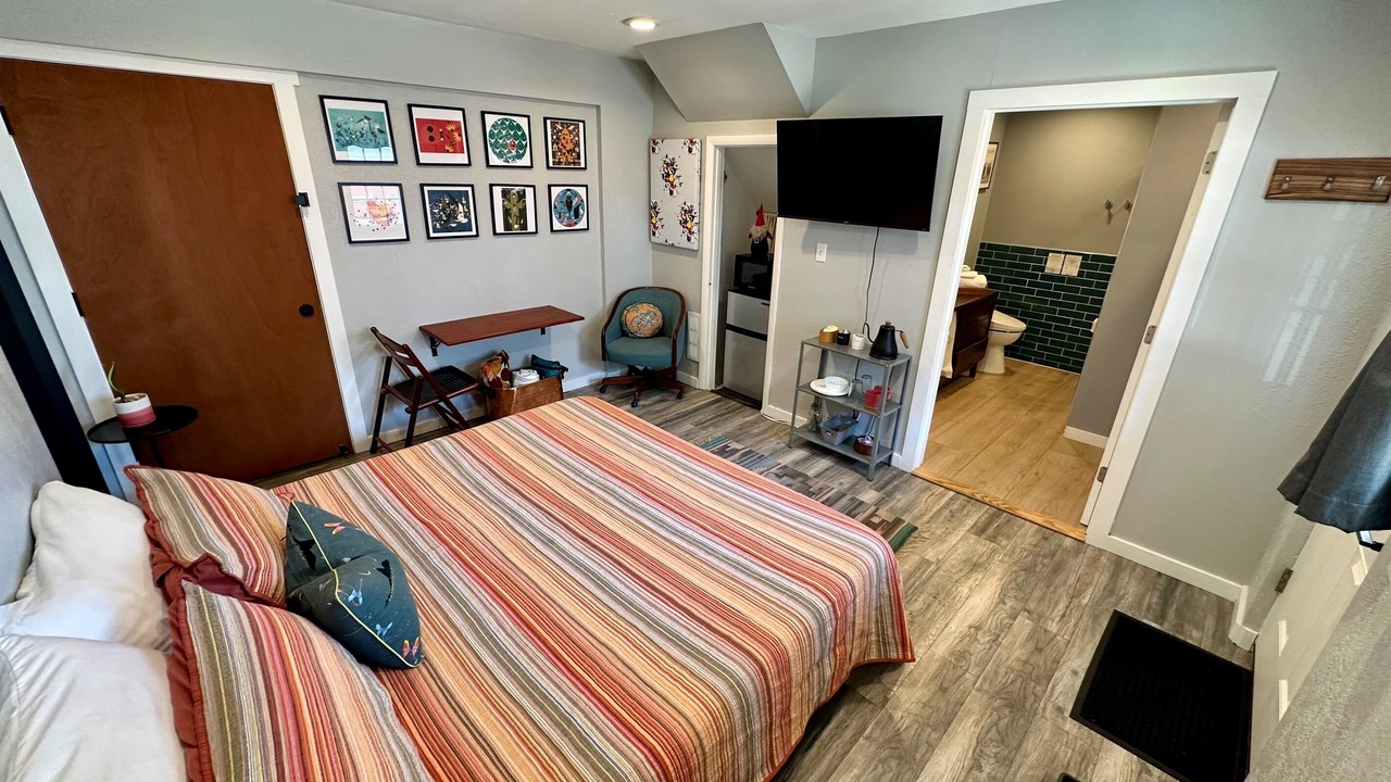 Photo of Bedroom in Dupont