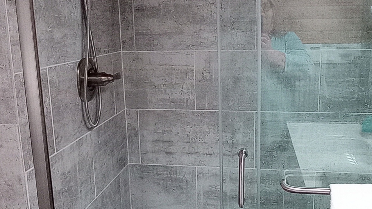 Photo of Bathroom in Shoreland