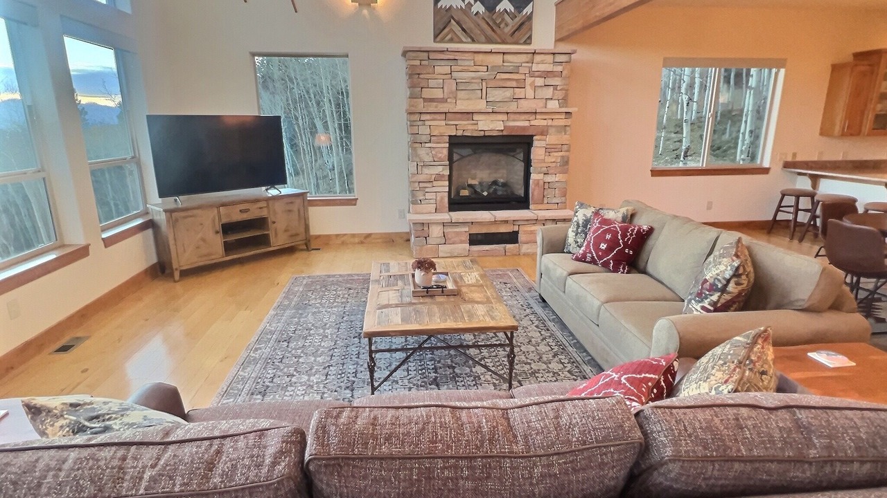Photo of Livingroom in Conifer Mountain and Meadows