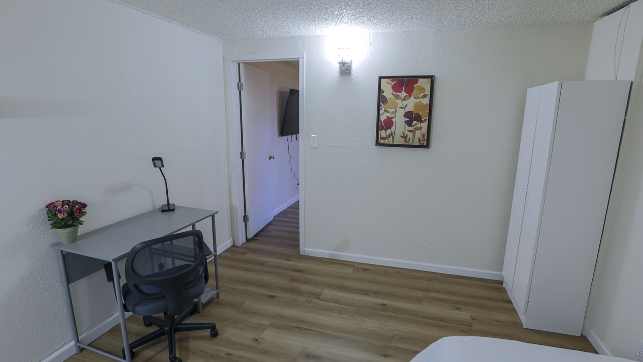 Photo of Bedroom in Scenic Heights