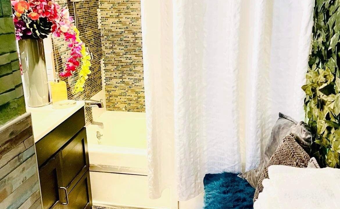 Photo of Bathroom in Midtown