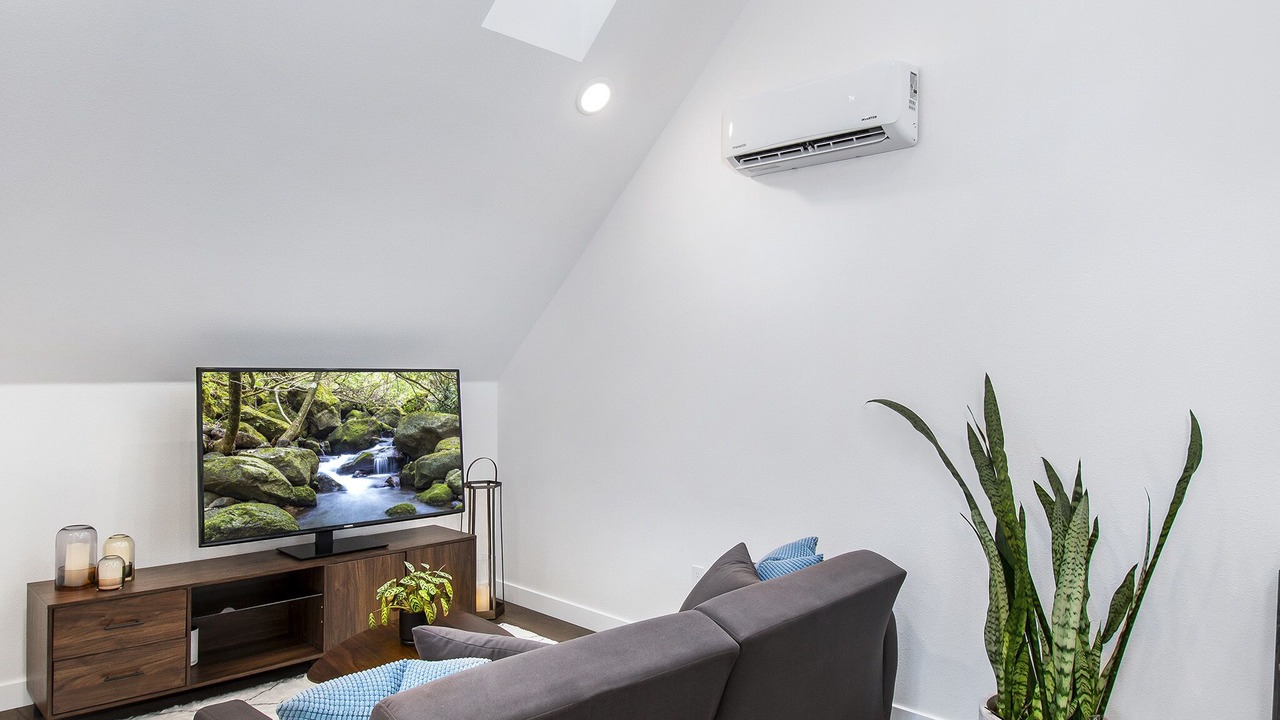 Photo of Livingroom in Cole