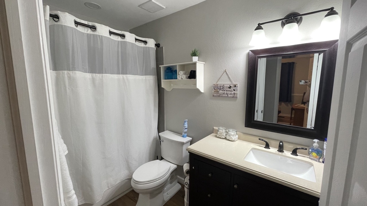 Photo of Bathroom in Englewood