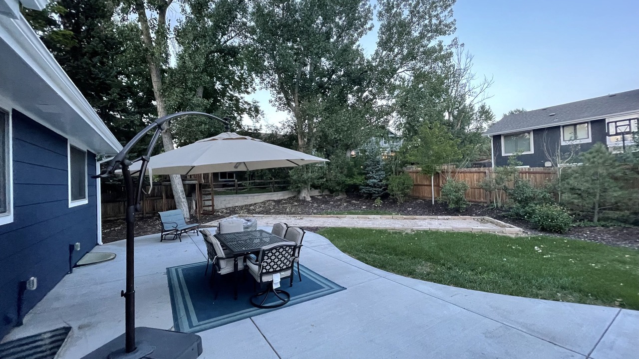 Photo of Outdoor in Englewood