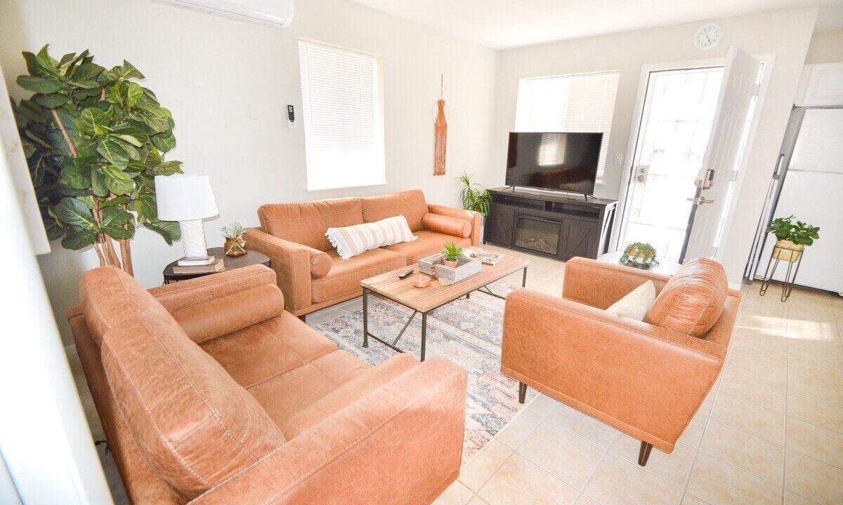 Photo of Livingroom in Fortuna Foothills