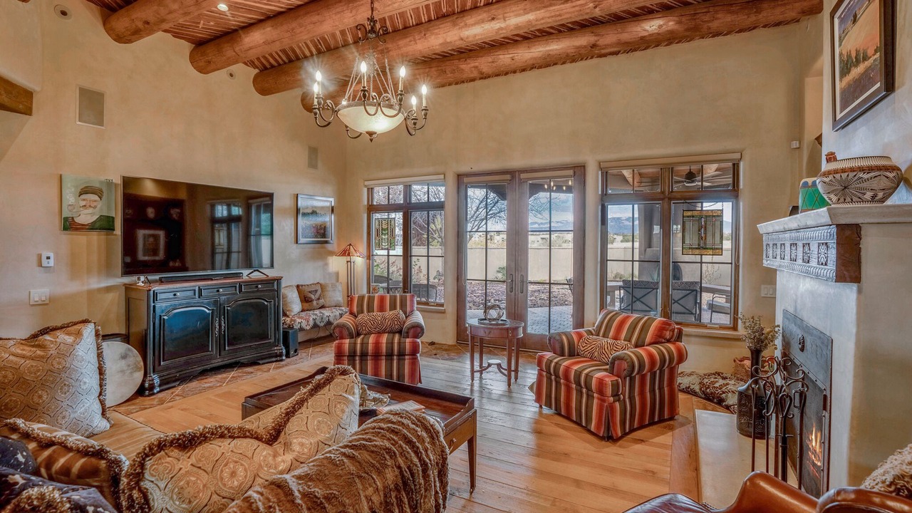 Photo of Livingroom in Las Campanas