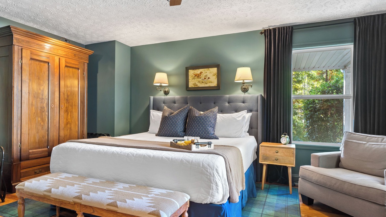Photo of Bedroom in Eatonton