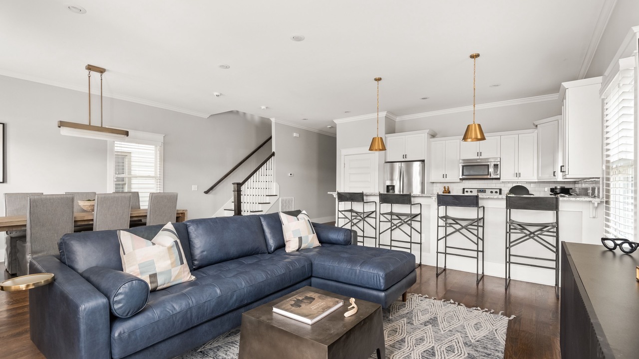 Photo of Livingroom in The Nations