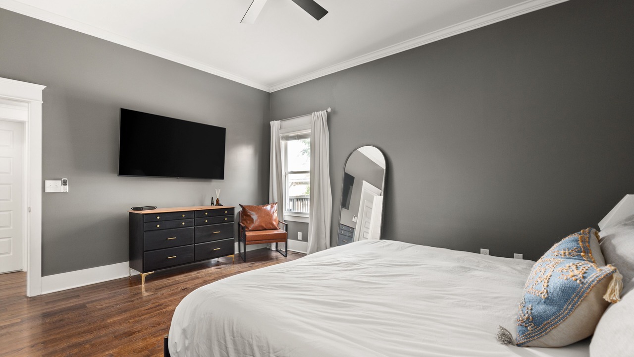 Photo of Bedroom in The Nations