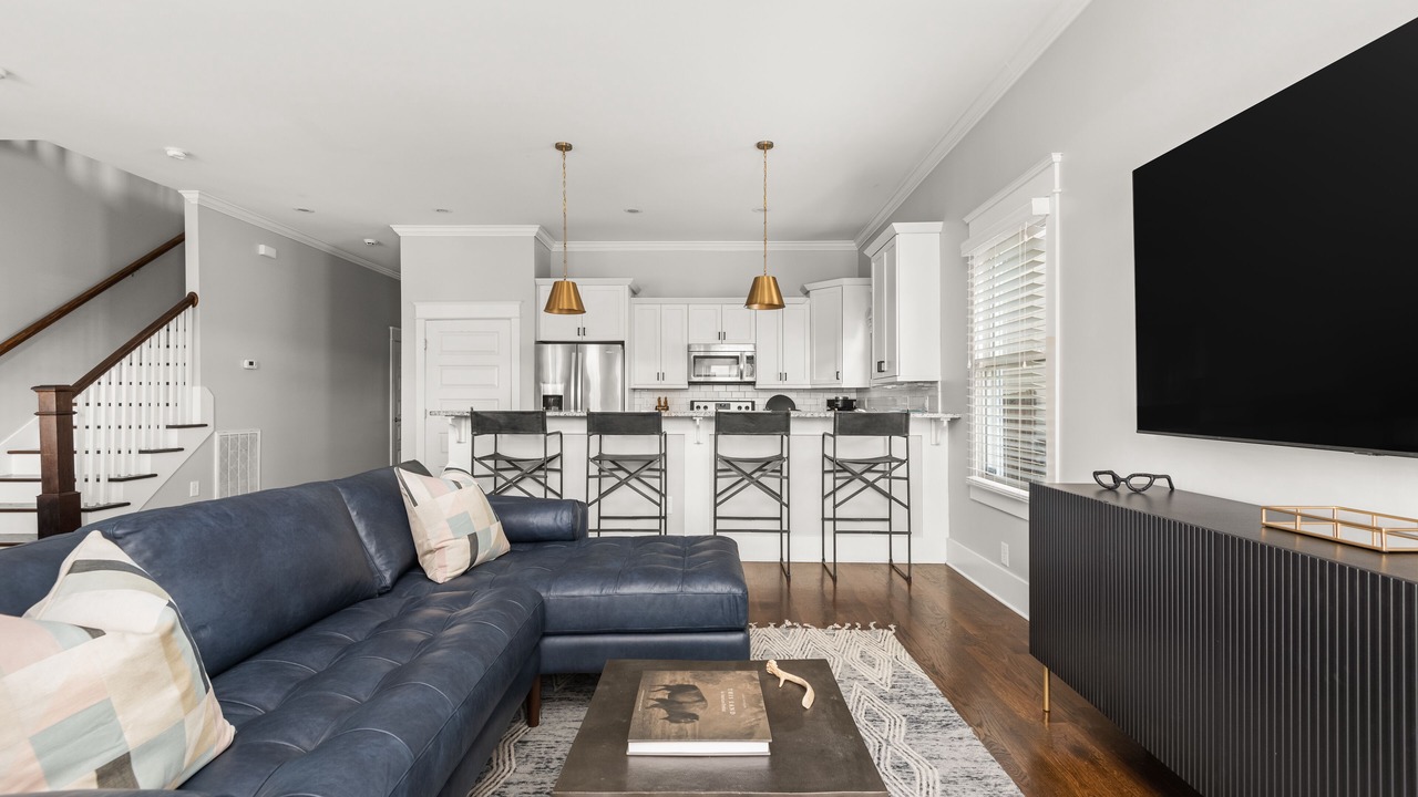 Photo of Livingroom in The Nations