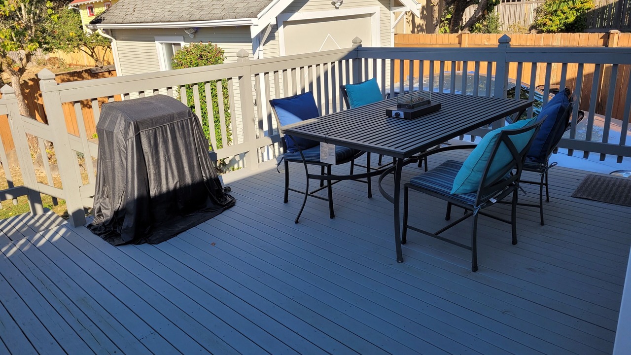 Photo of Patio Balcony in Phinney Ridge