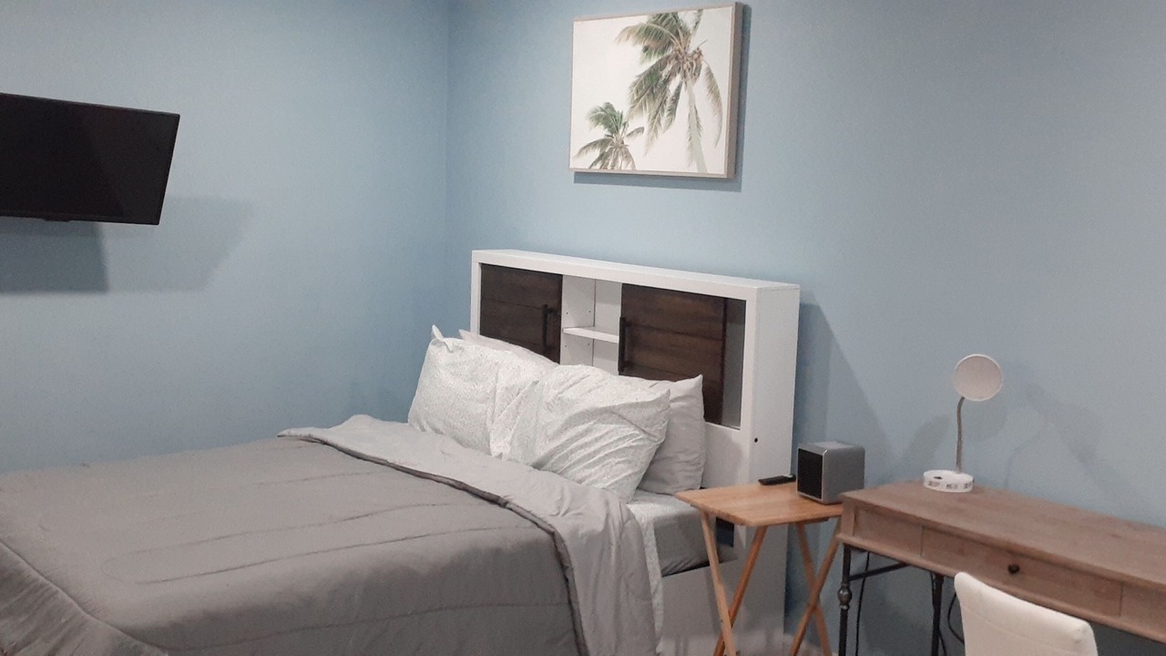 Photo of Bedroom in South Gate
