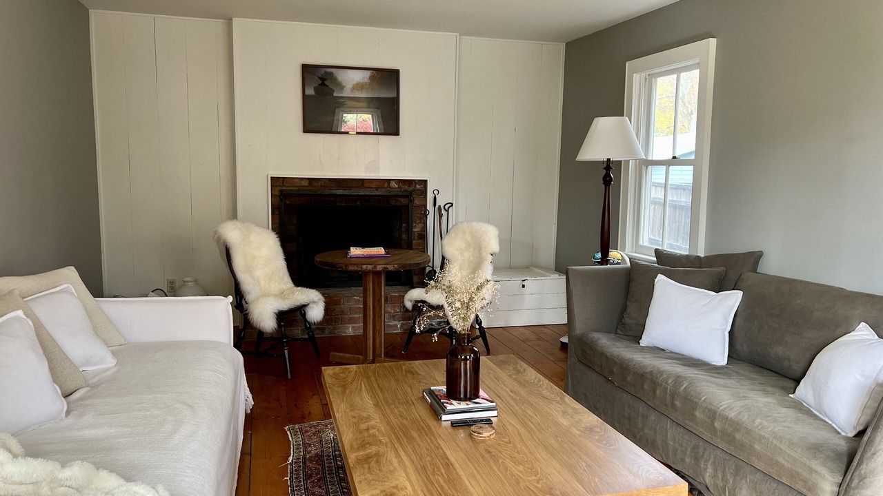 Photo of Livingroom in Valatie