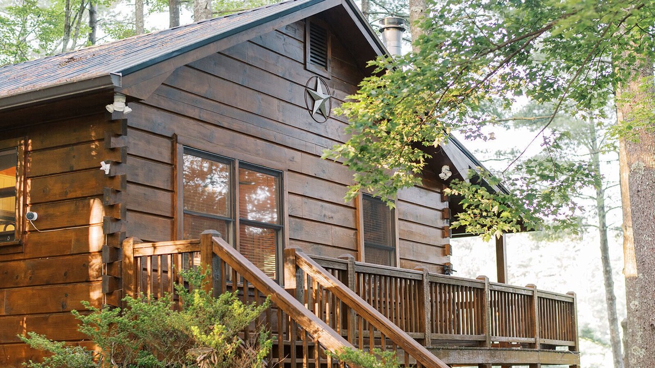 Photo of Outdoor in Cherry Log