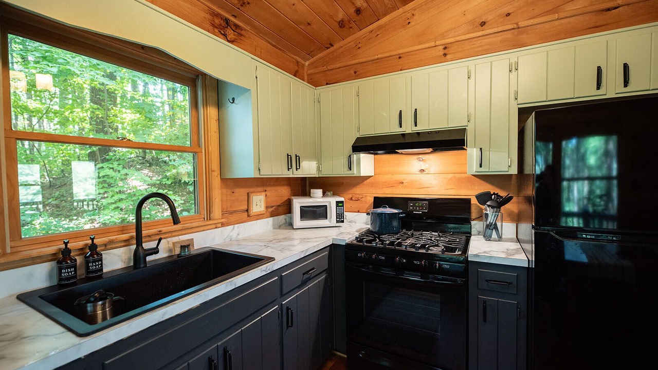 Photo of Kitchen in Cherry Log