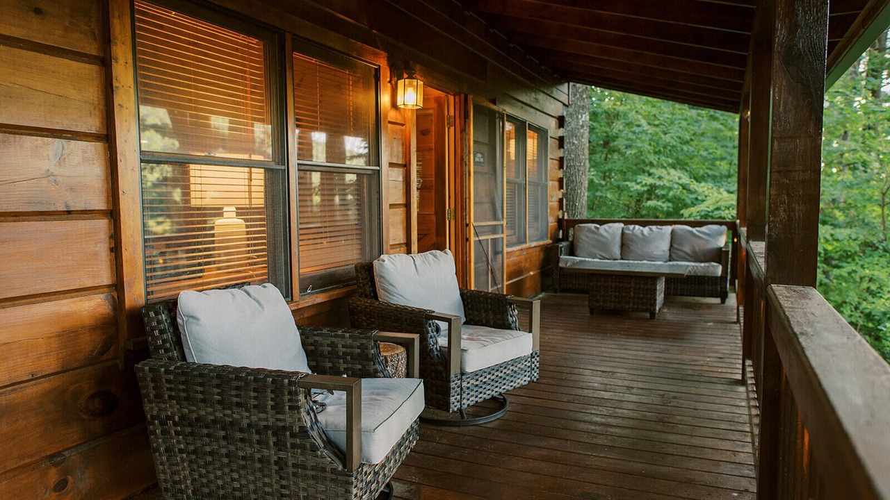 Photo of Patio Balcony in Cherry Log