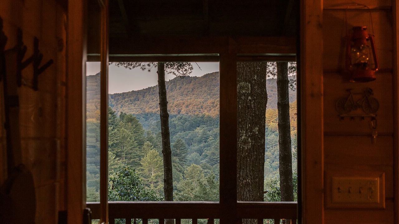 Photo of Outdoor in Cherry Log