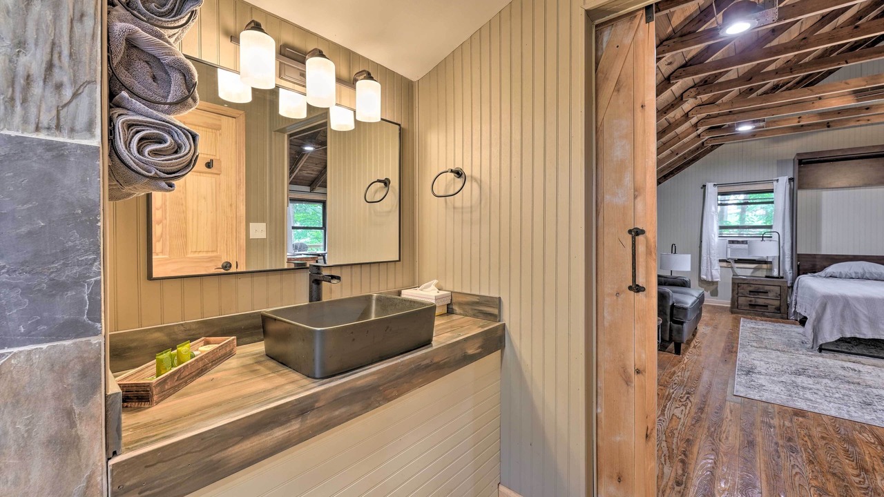 Photo of Bathroom in Cassopolis