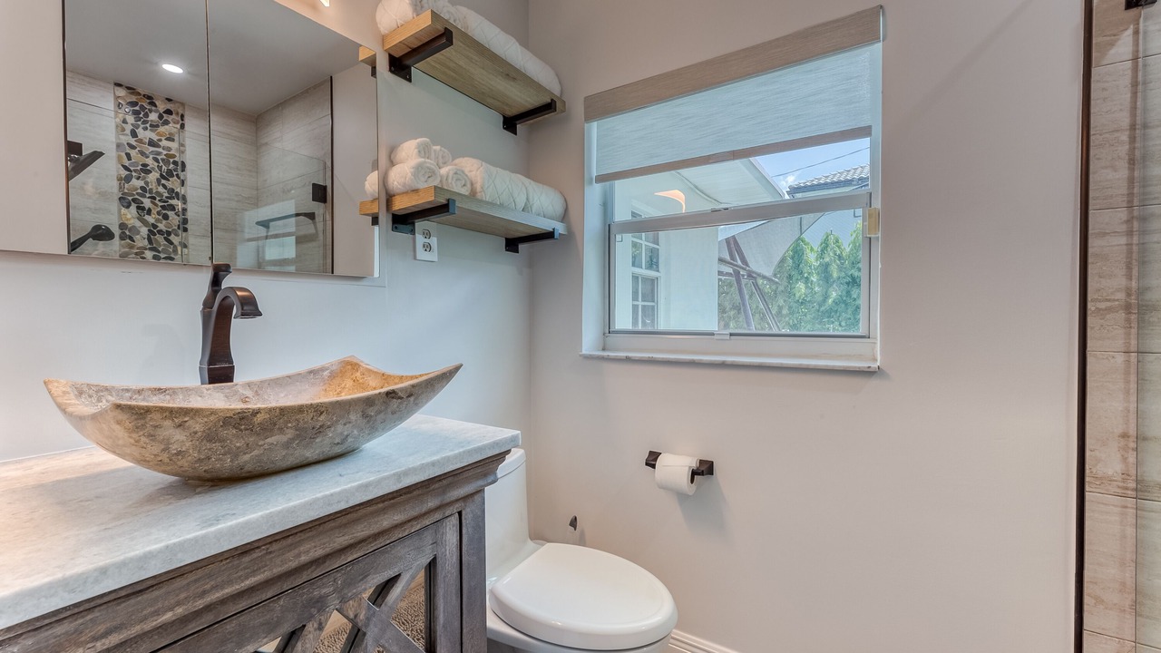 Photo of Bathroom in Victoria Park