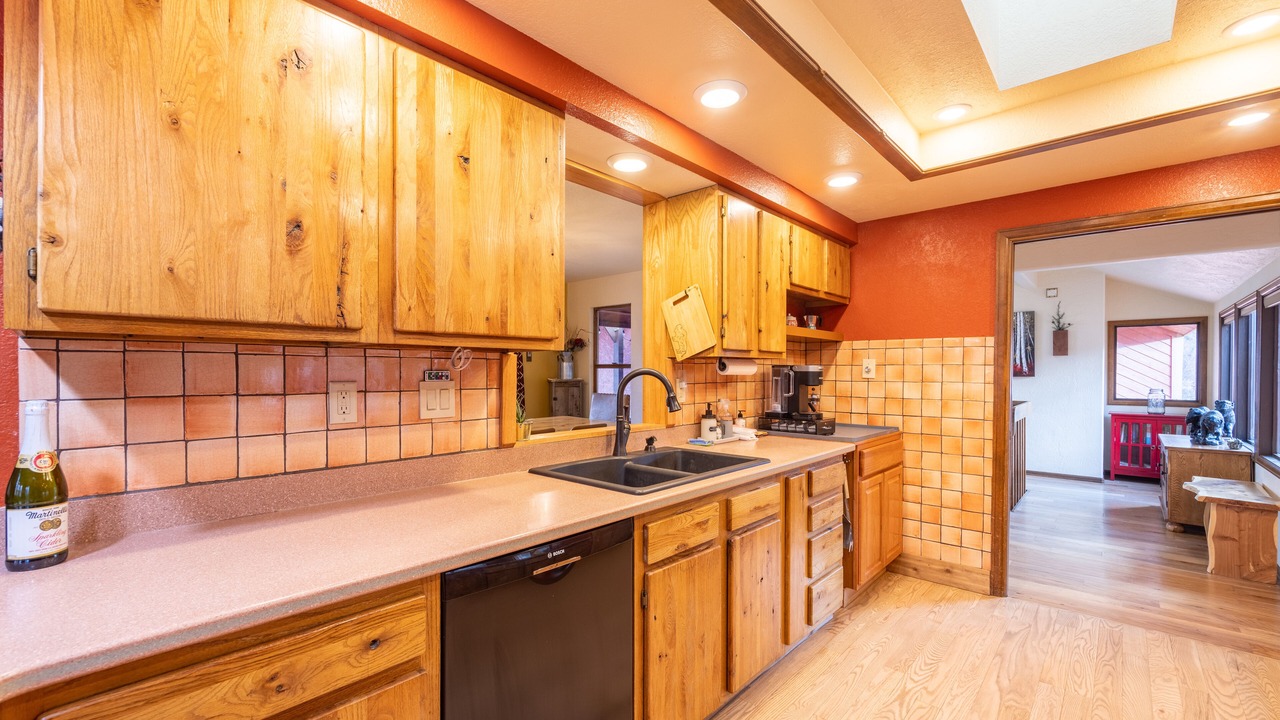 Photo of Kitchen in Skyway