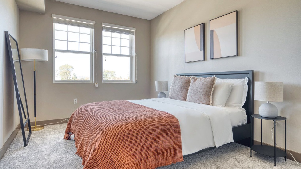 Photo of Bedroom in Burlingame