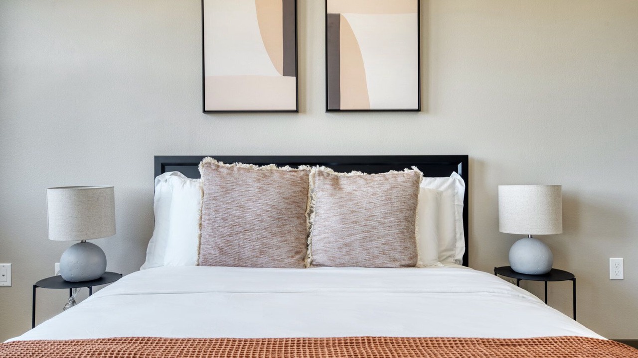 Photo of Bedroom in Burlingame