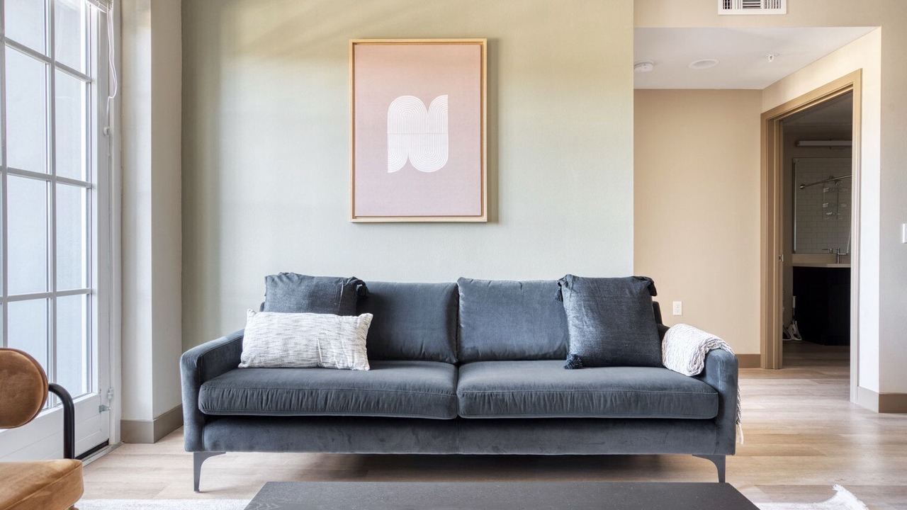 Photo of Livingroom in Burlingame