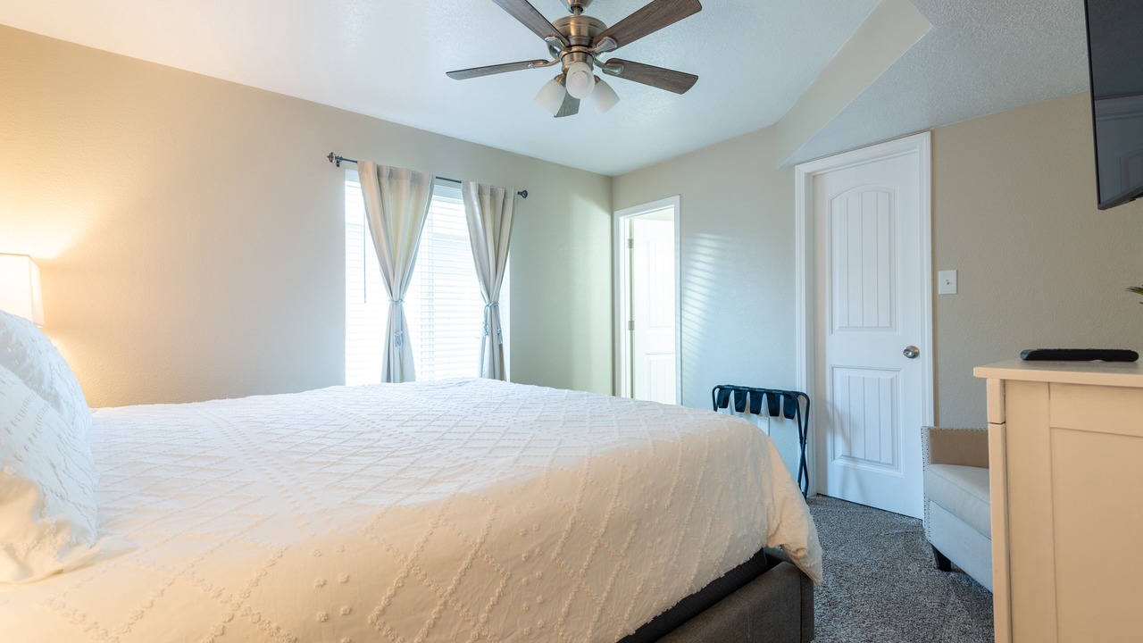 Photo of Bedroom in Westgate Heights