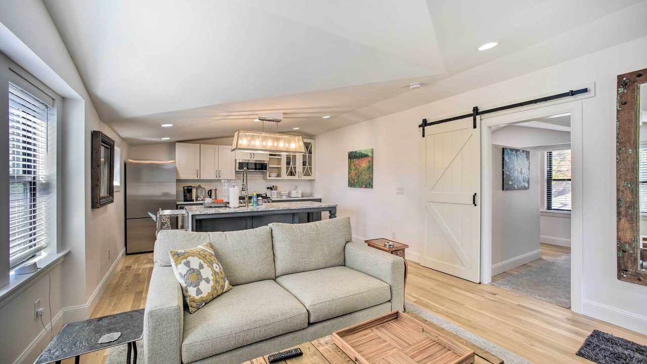Photo of Livingroom in Castle Rock