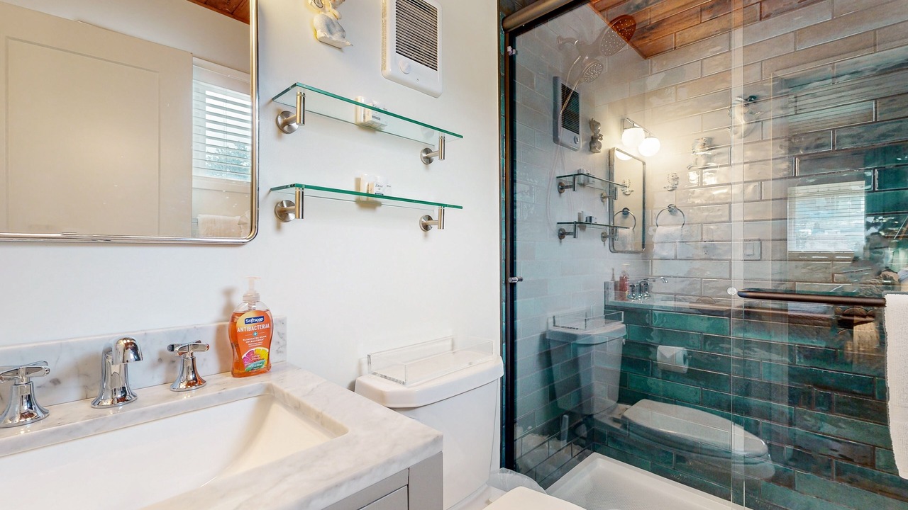 Photo of Bathroom in Seaside