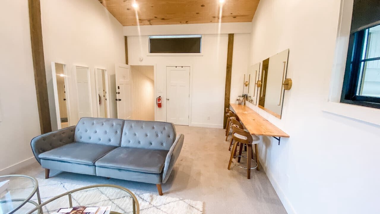 Photo of Livingroom in Mount Airy