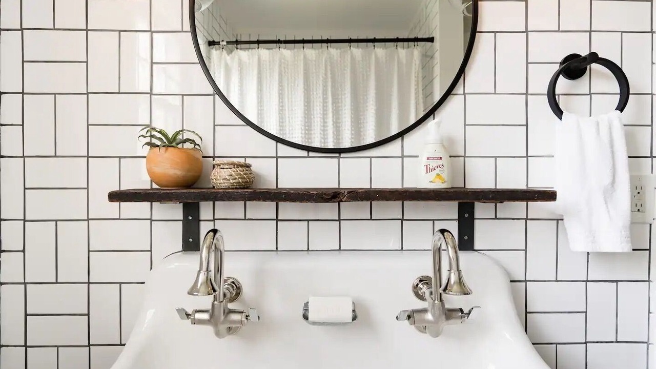 Photo of Bathroom in Inglewood