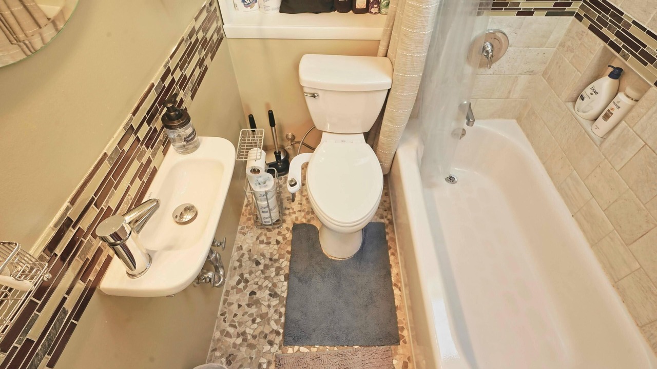 Photo of Bathroom in Salem