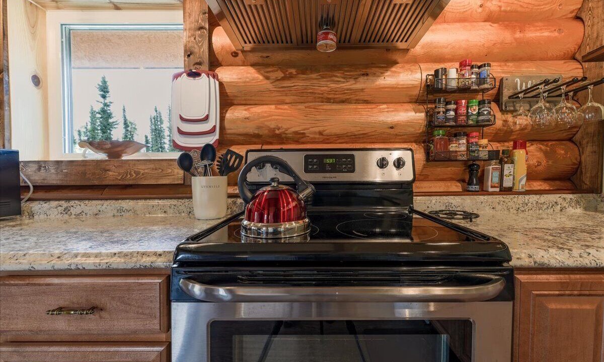 Photo of Kitchen in Harding-Birch Lakes