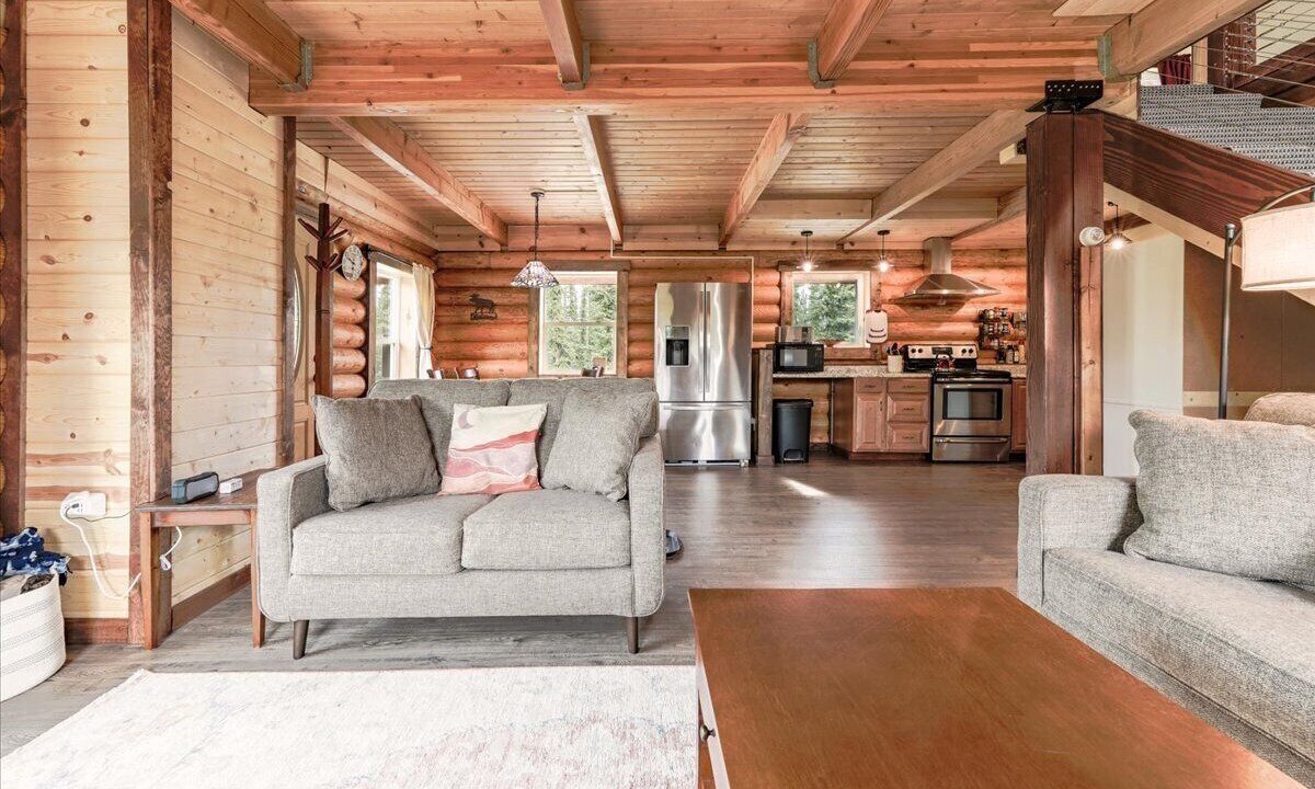 Photo of Livingroom in Harding-Birch Lakes