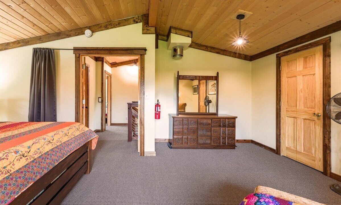 Photo of Bedroom in Harding-Birch Lakes
