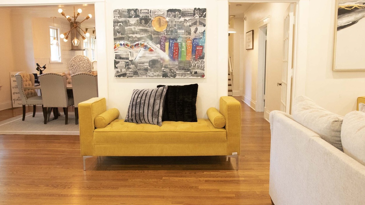 Photo of Livingroom in Evergreen