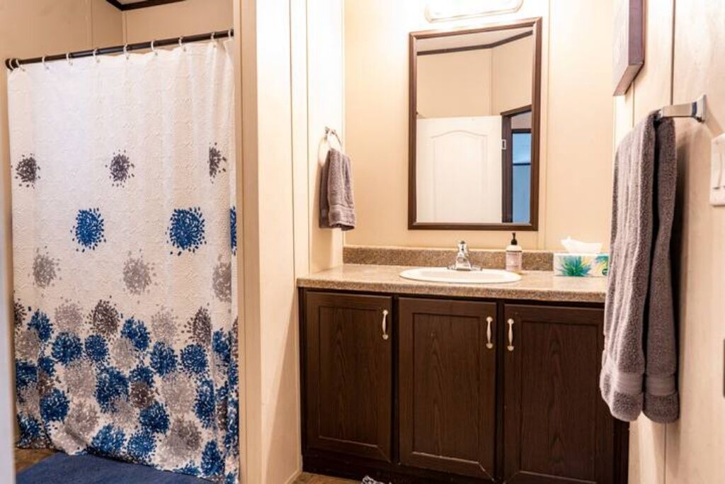 Photo of Bathroom in Elgin