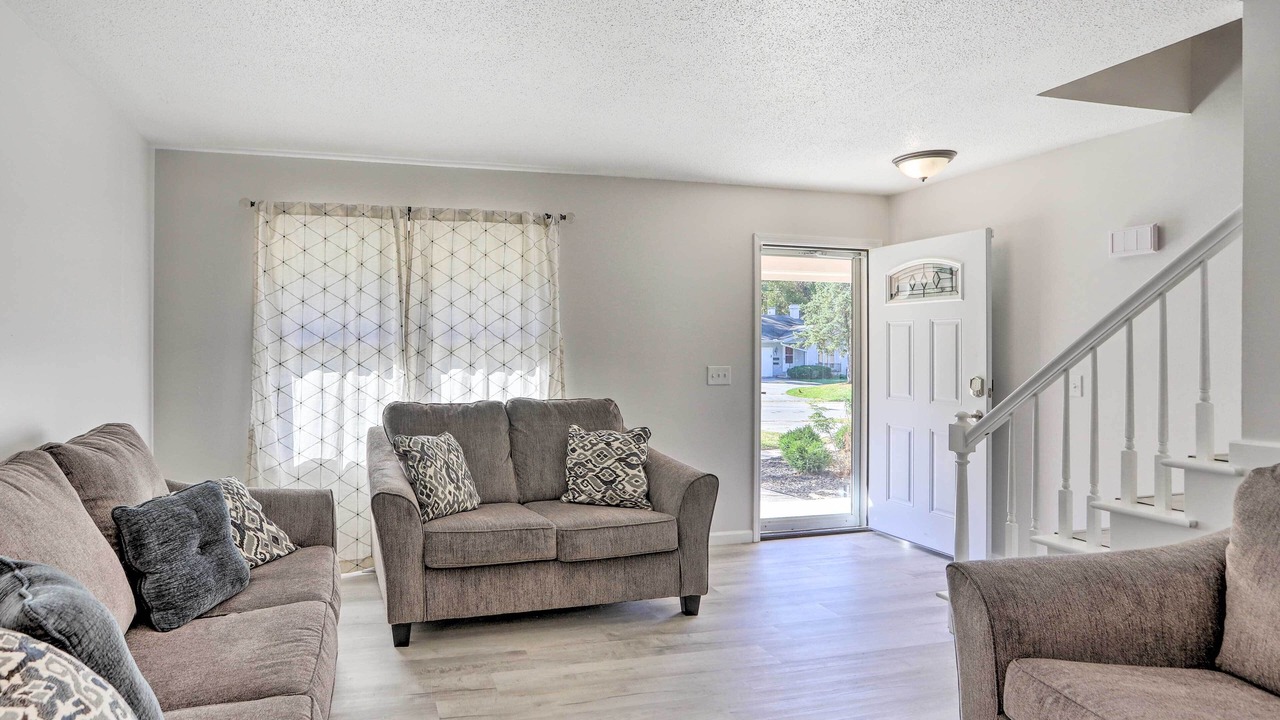 Photo of Livingroom in Bedford