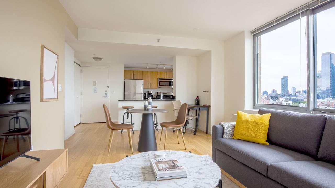 Photo of Livingroom in Hunters Point