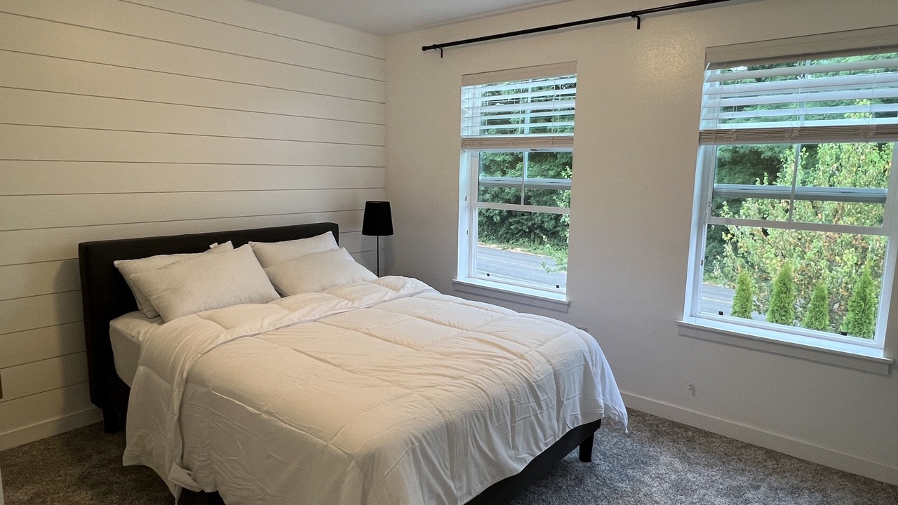Photo of Bedroom in Northwest Snohomish