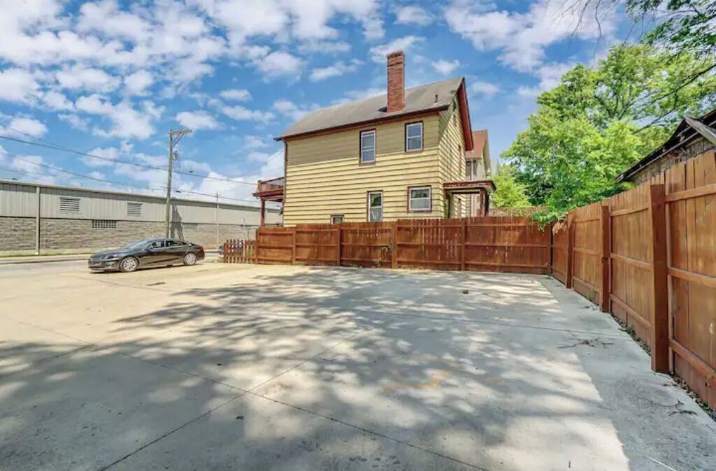 Photo of Outdoor in Oakley