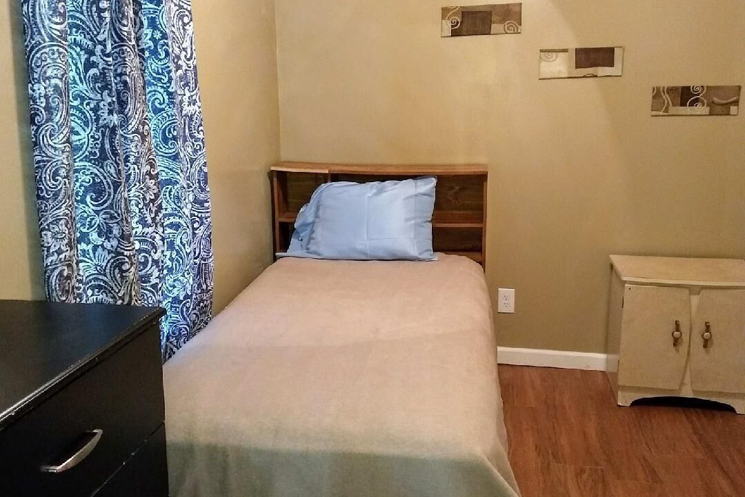 Photo of Bedroom in Antioch