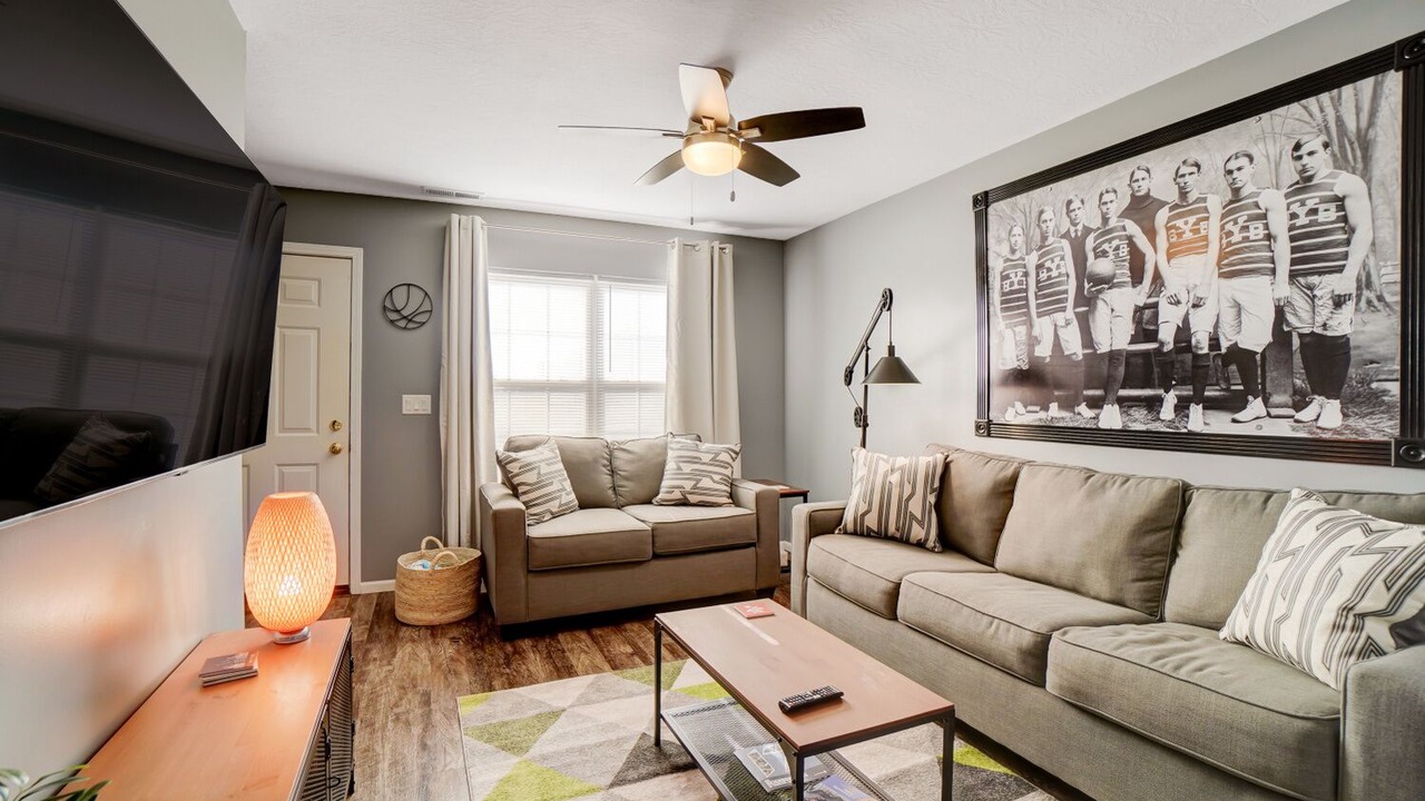 Photo of Livingroom in Hamilton
