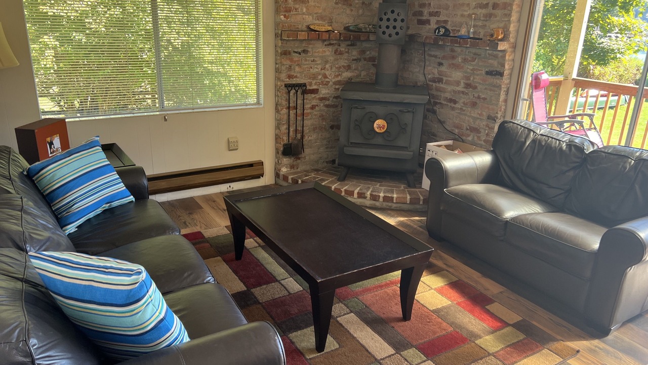 Photo of Bedroom in Lake Roesiger