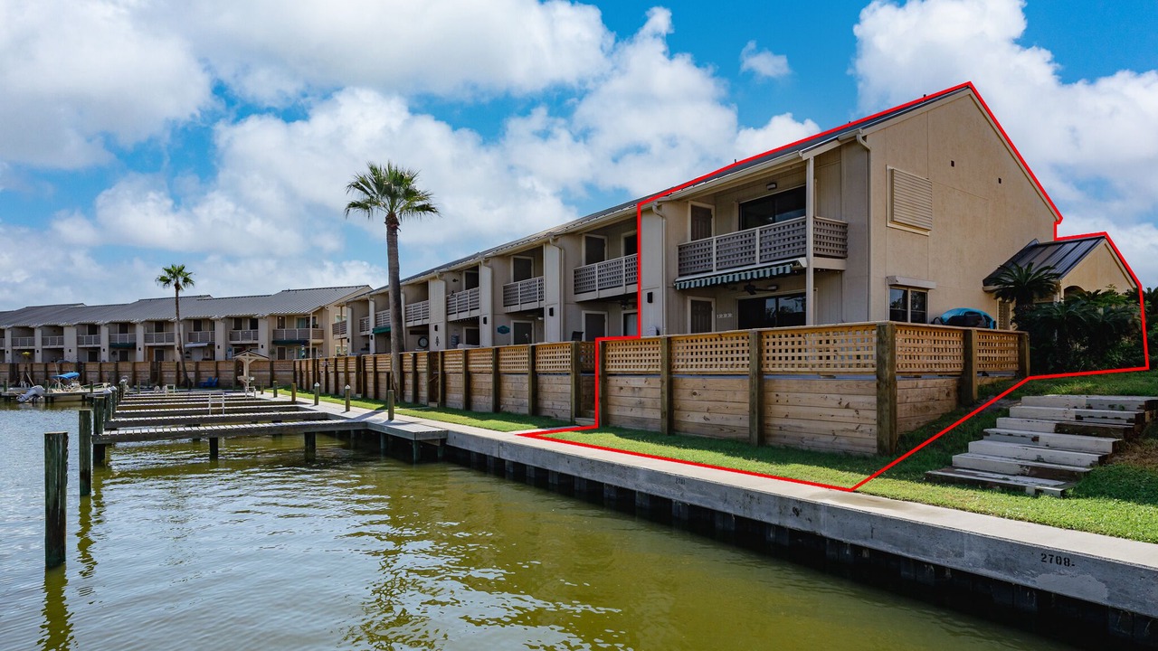 Photo of Outdoor in Harbor Oaks