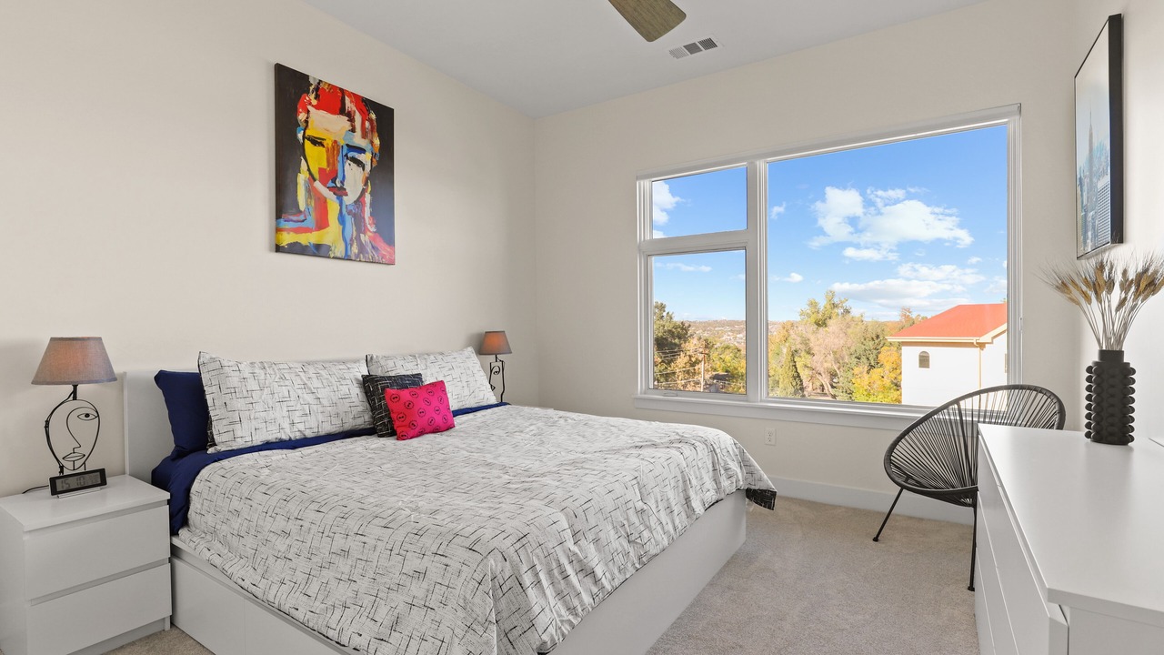 Photo of Bedroom in Berkley