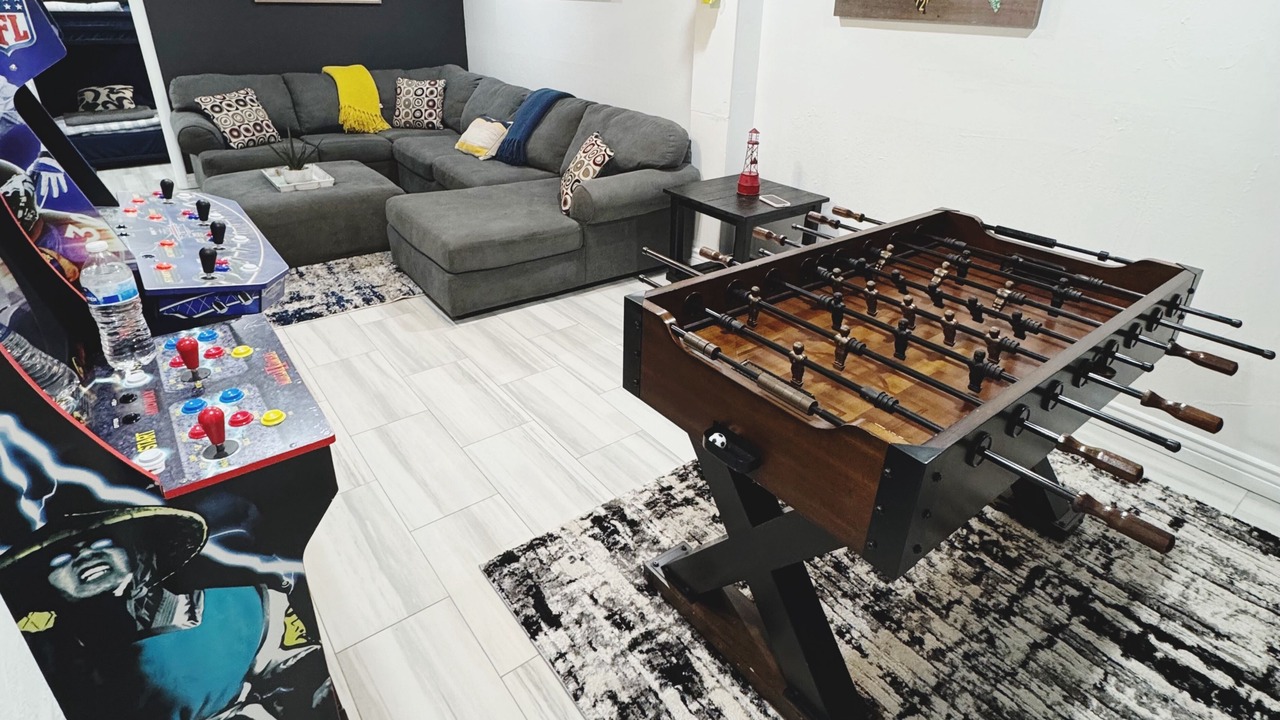 Photo of Livingroom in Dupont