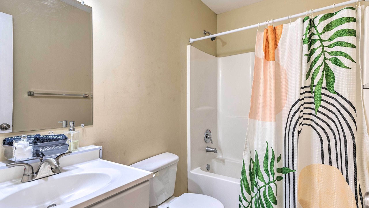 Photo of Bathroom in Jefferson Park